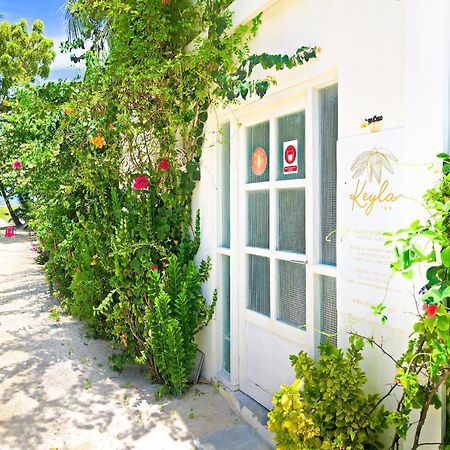 Keyla Inn Thulusdhoo Bagian luar foto
